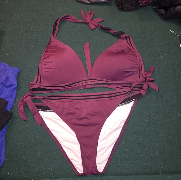 Purple bikini from la vie en rose - Picture 1 of 2